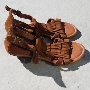 Minnetonka Fringe Leather Sandals (Sz. 8)